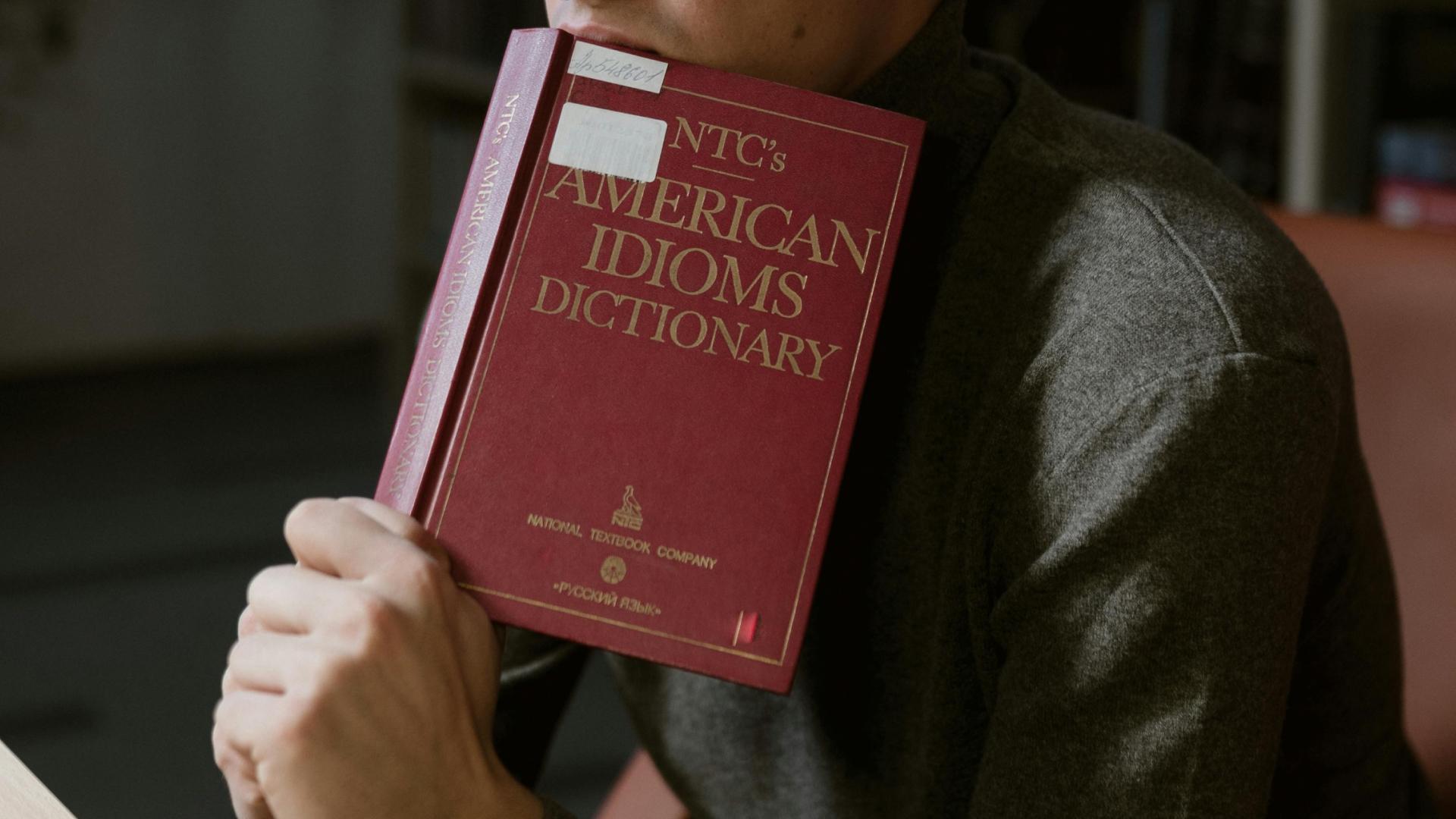 From Basics to Fluency: How to Study Languages With Flashcards - Noji